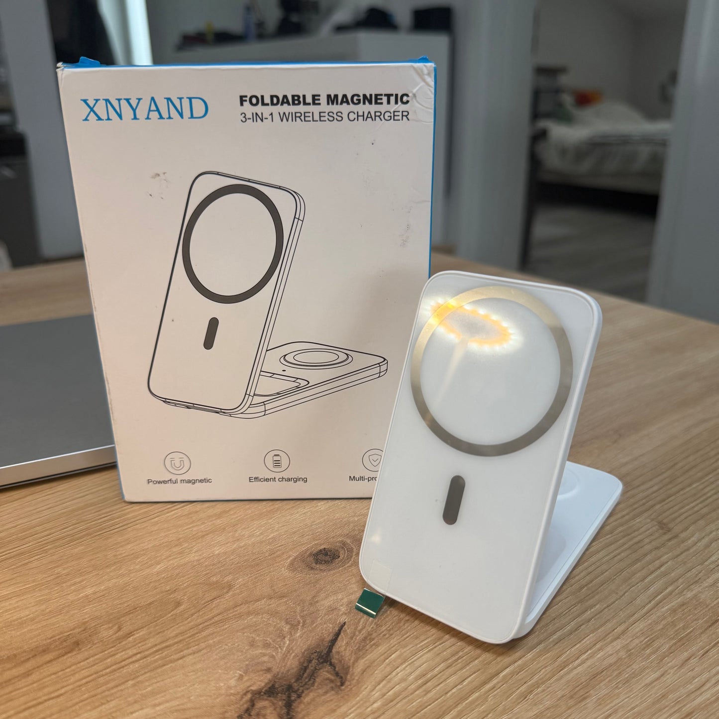 Ładowarka indukcyjna 3 in 1 XNYAND